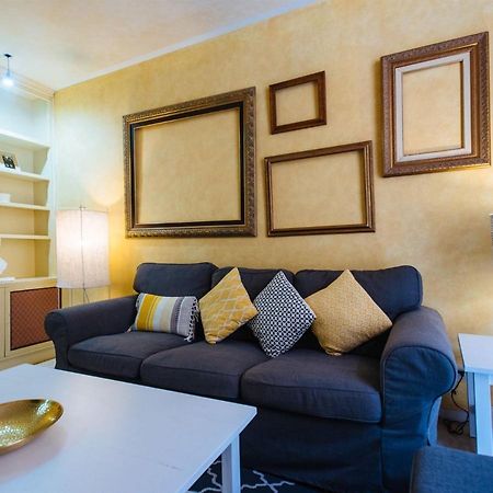 Pajaritos Suite Apartment - Private Parking Included Σεβίλλη Εξωτερικό φωτογραφία